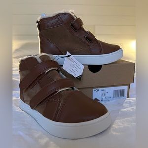 UGG Boys - T Rennon II - Size 11 - Brown - NWT